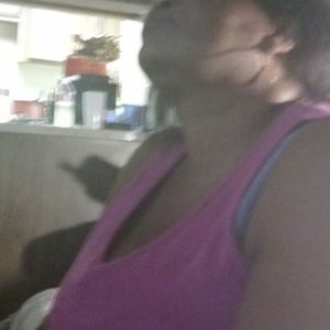 Meet your Posher, Tonia